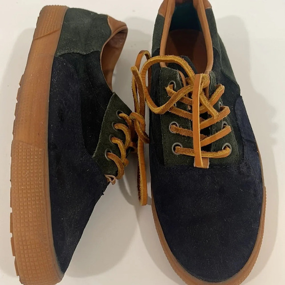 Vintage Cole Haan Sporting Woman's Suede Laceup Sneakers size 6.5 - Picture 2 of 16